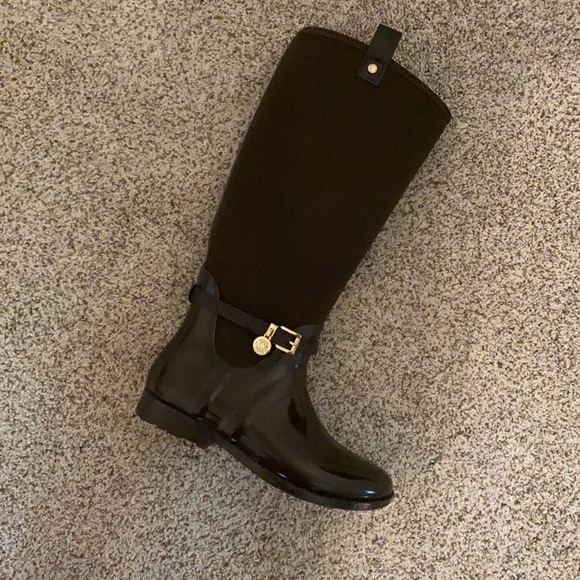 Michael Kors Charm Stetch Rainboot- Brown - Picture 2 of 4